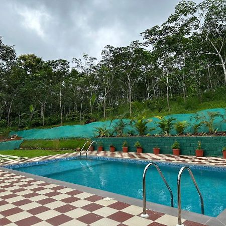 The Mallika Holidays Mananthavady Esterno foto